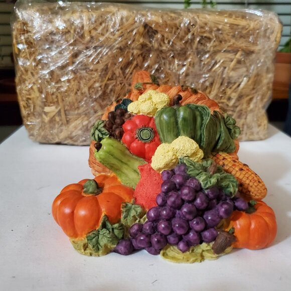 Fall / Autumn Mini Horn of Plenty – Tabletop Décor Made of Resin – 7 1/2" x 5” - Picture 3 of 9